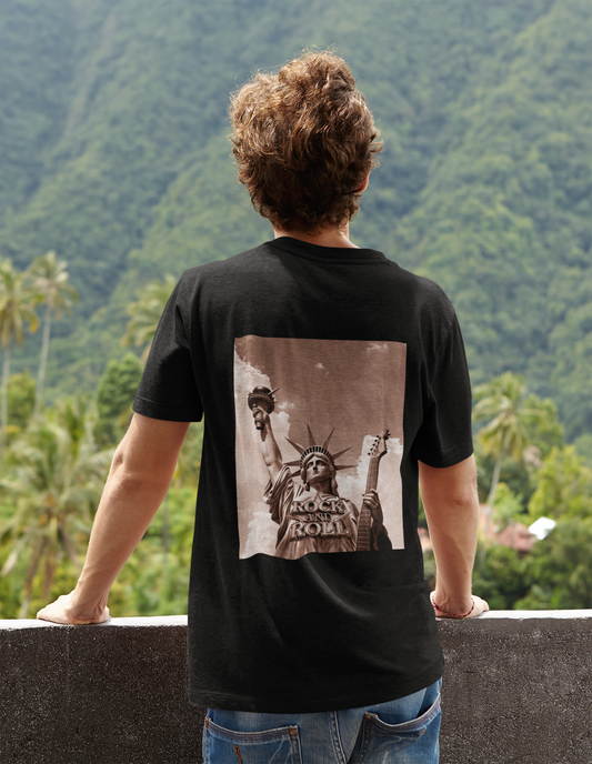 Rock and Roll_Freiheitsstatue_Backprint_Basic Shirt Unisex